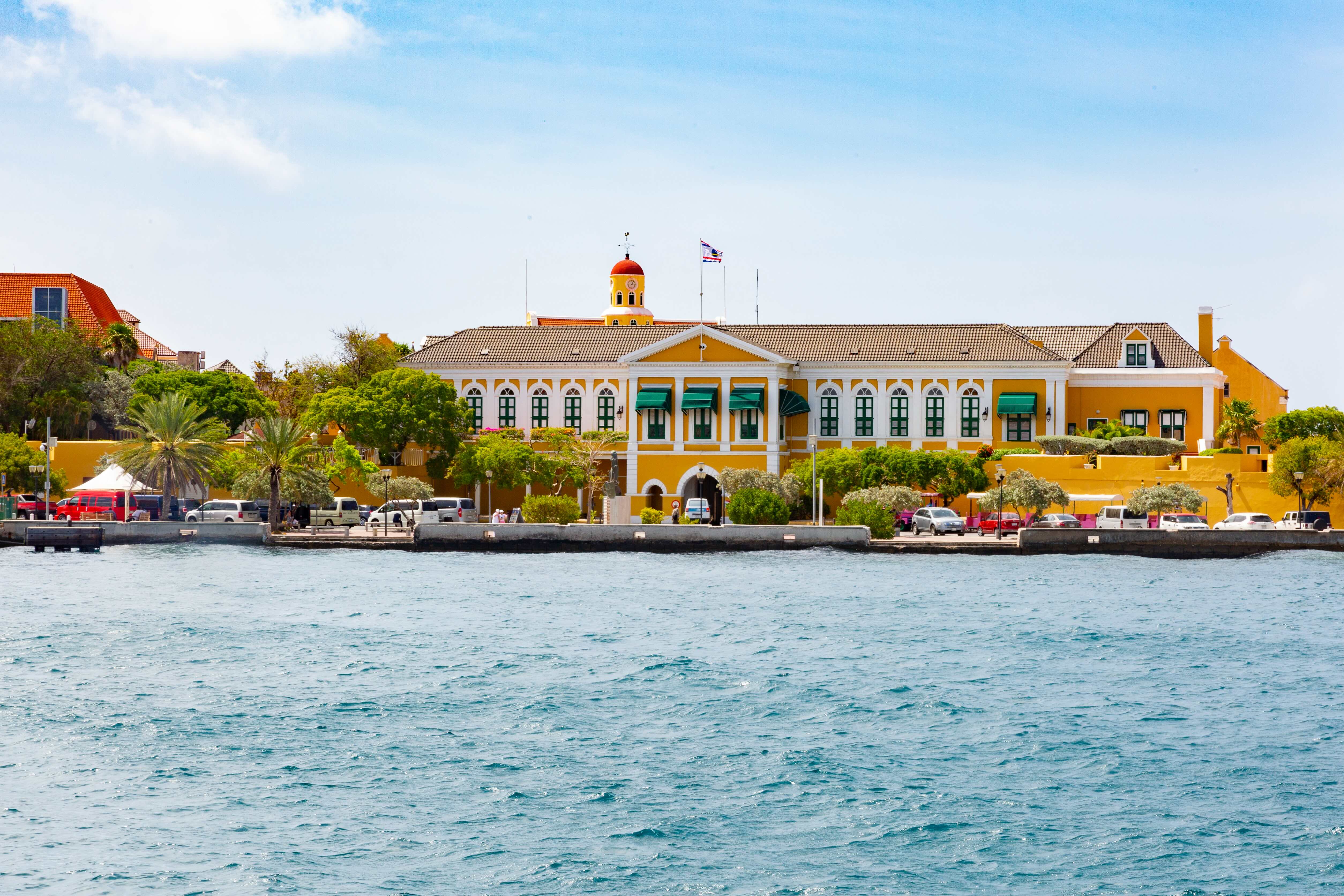 Curaçao, Fort Amsterdam 